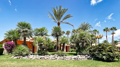 SUITES & VILLAS BY DUNAS
