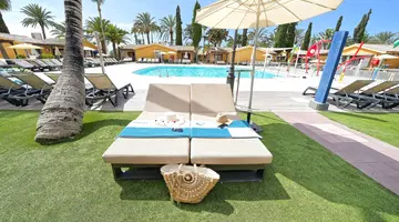 SUITES & VILLAS BY DUNAS