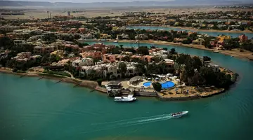 SULTAN BEY HOTEL