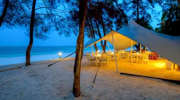 Sultan Sands Island Resort
