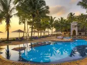 Sultan Sands Island Resort
