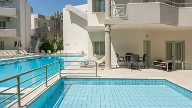 SUMMER BEACH HOTEL