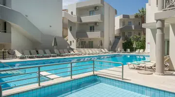 SUMMER BEACH HOTEL