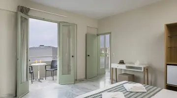 SUMMER BEACH HOTEL