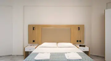SUMMER BEACH HOTEL