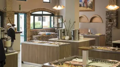 SUMMER BEACH HOTEL