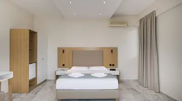SUMMER BEACH HOTEL