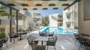 SUMMER BEACH HOTEL