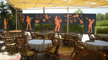 Summer Dream Hotel