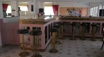 Summer Dream Hotel