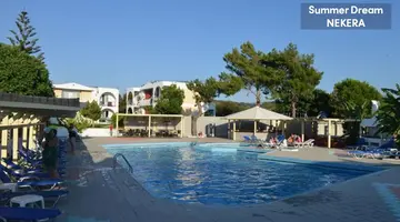 Summer Dream Hotel
