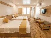 SUMMER DREAM HOTEL