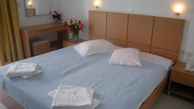 Summer Dream Hotel