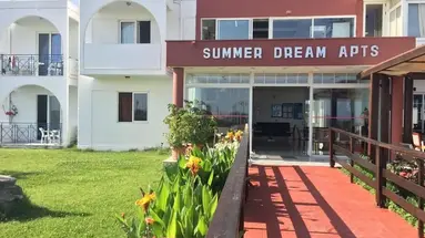 Summer Dream Hotel
