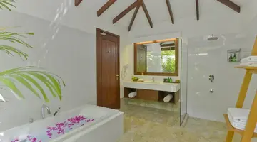 Summer Island Maldives Resort