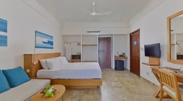 Summer Island Maldives Resort