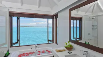 Summer Island Maldives Resort