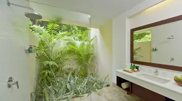Summer Island Maldives Resort