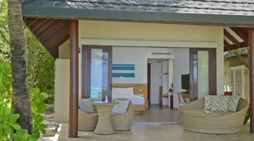 Summer Island Maldives Resort