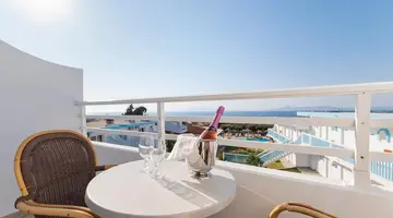 Summer View Hotel