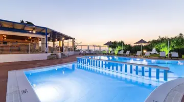 Summer View Hotel
