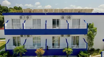 Summer View Hotel