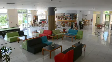 SUMMERLAND HOTEL