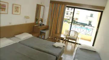 SUMMERLAND HOTEL