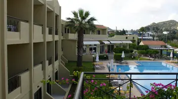 SUMMERLAND HOTEL