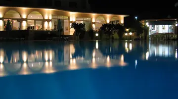 SUMMERLAND HOTEL