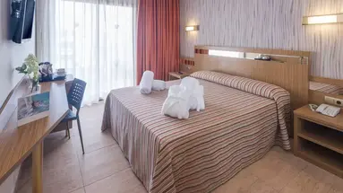 Sumus Stella and Spa