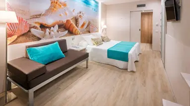 Sumus Stella and Spa