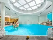 Sumus Stella and Spa