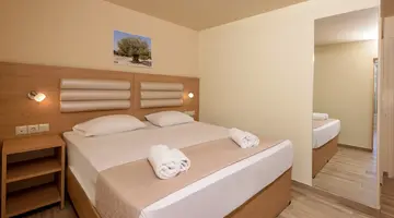SUN BAY HOTEL