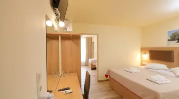 SUN BAY HOTEL