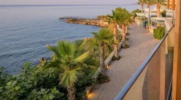 Sun Bay Hotel