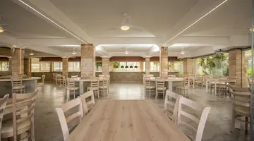 SUN BAY HOTEL