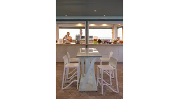SUN BAY HOTEL