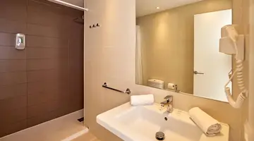 Sun Beach Hotel
