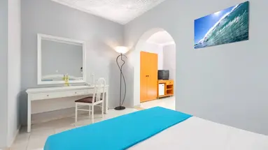 SUN BEACH LINDOS