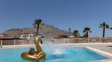 SUN BEACH LINDOS