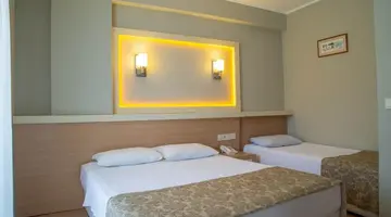 Sun City Apartments & Hotel