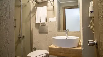 Sun City Apartments & Hotel