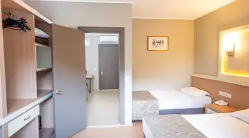 SUN CITY SIDE HOTEL