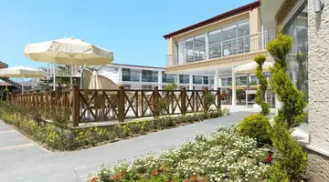 SUN CLUB SIDE