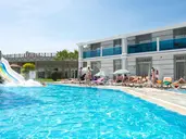 SUN CLUB SIDE