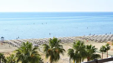 Sun Hall Beach APTS