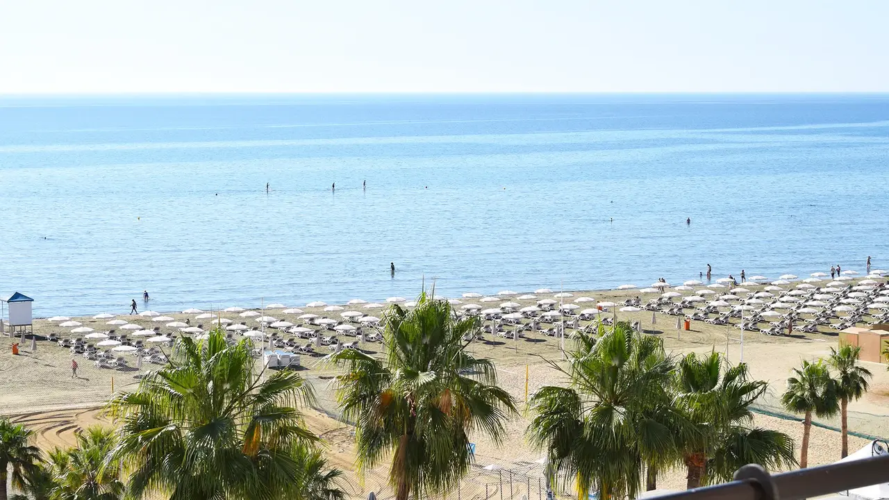 Sun Hall Beach APTS