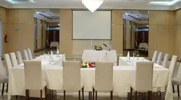 SUN HALL HOTEL