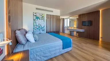 Sun Hall Hotel